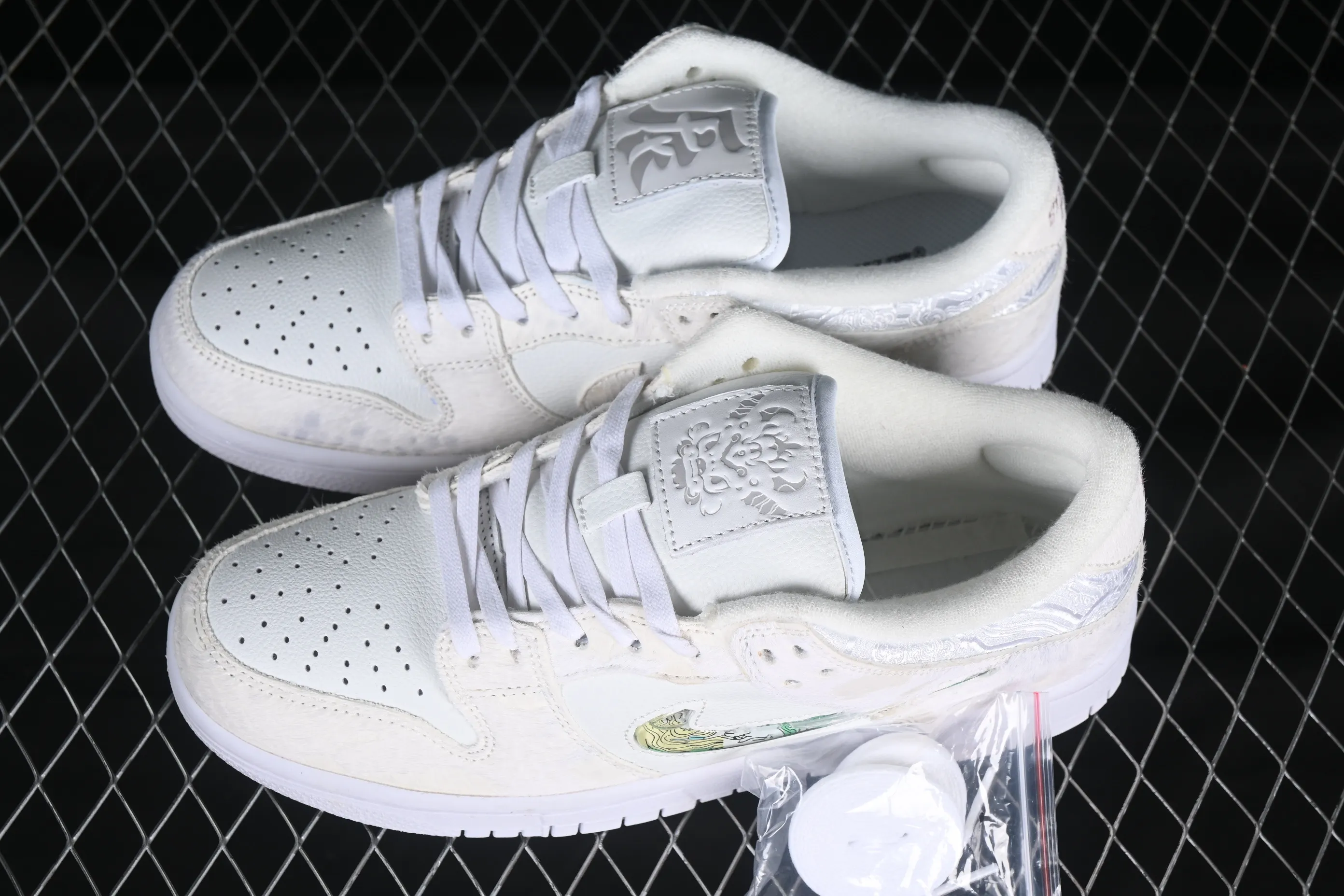 All categories Nk SB Dunk series Nk SB Dunk Low low-top sneakers Nk Dunk Low Year of the Dragon limited low-top casual sneakers DV0831-101